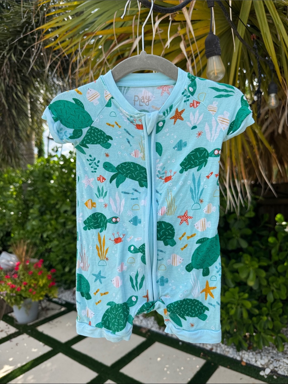 LITTLE SLEEPIES turtle print shorty